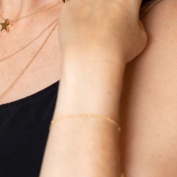 🆕 DELICATE BALL CHAIN BRACELET - Picture 3 of 3